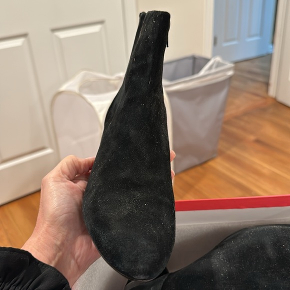 Black suede heeled booties - Picture 3 of 5